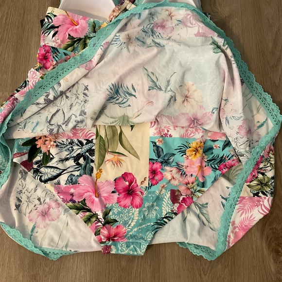 TORRID NWT Swim dress 3X Lelani floral lace trimmed plus size bathing suit - Picture 7 of 8